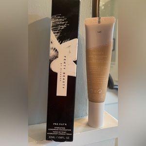 Fenty Beauty Pro Filt’r Hydrating Longwear Foundation #145